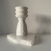 Load image into Gallery viewer, Frossette Blanche Pointe - Pre SALE
